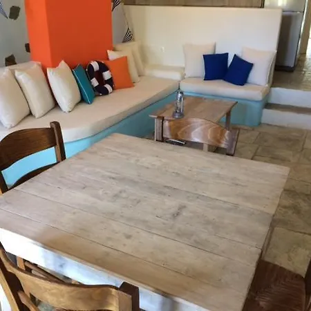 Ferienhaus Aigli Kochlias Livadakia