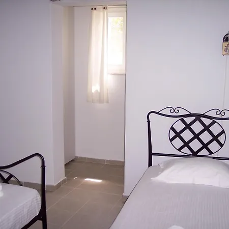 Aigli Kochlias Ferienhaus *